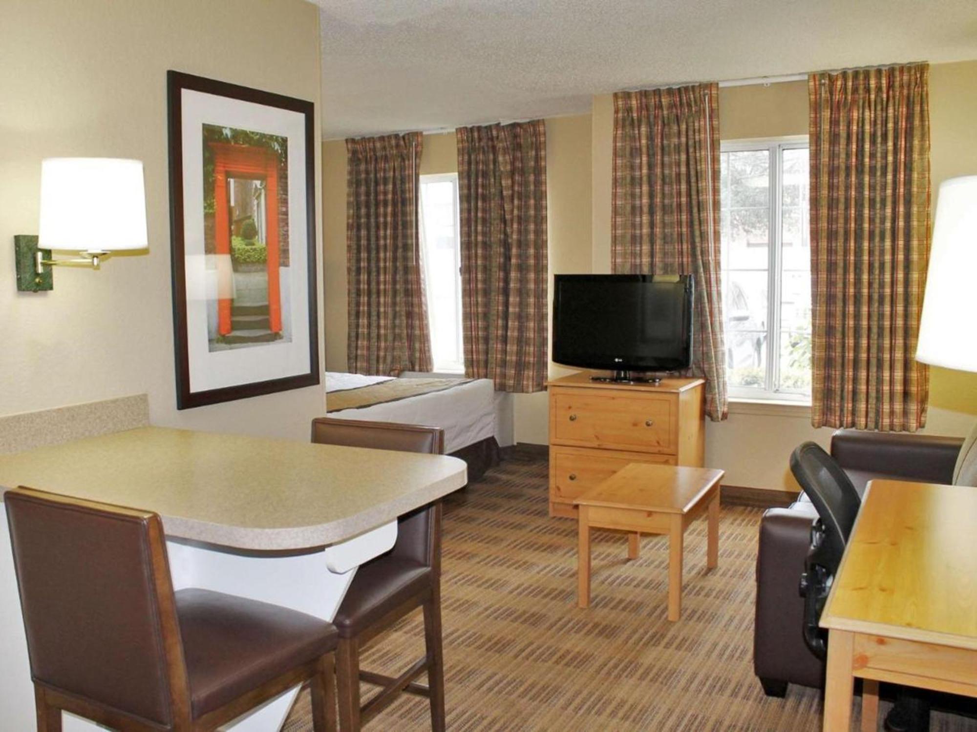 Beachwood Extended Suites Orange Buitenkant foto