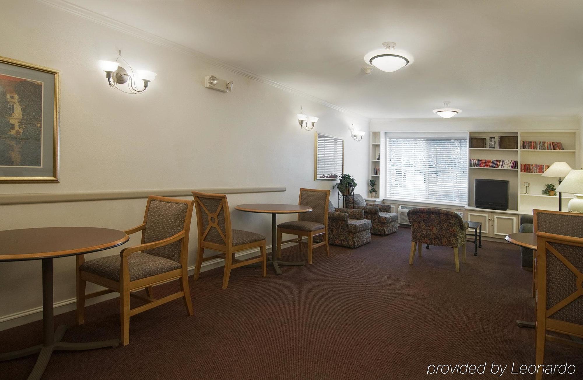 Beachwood Extended Suites Orange Buitenkant foto
